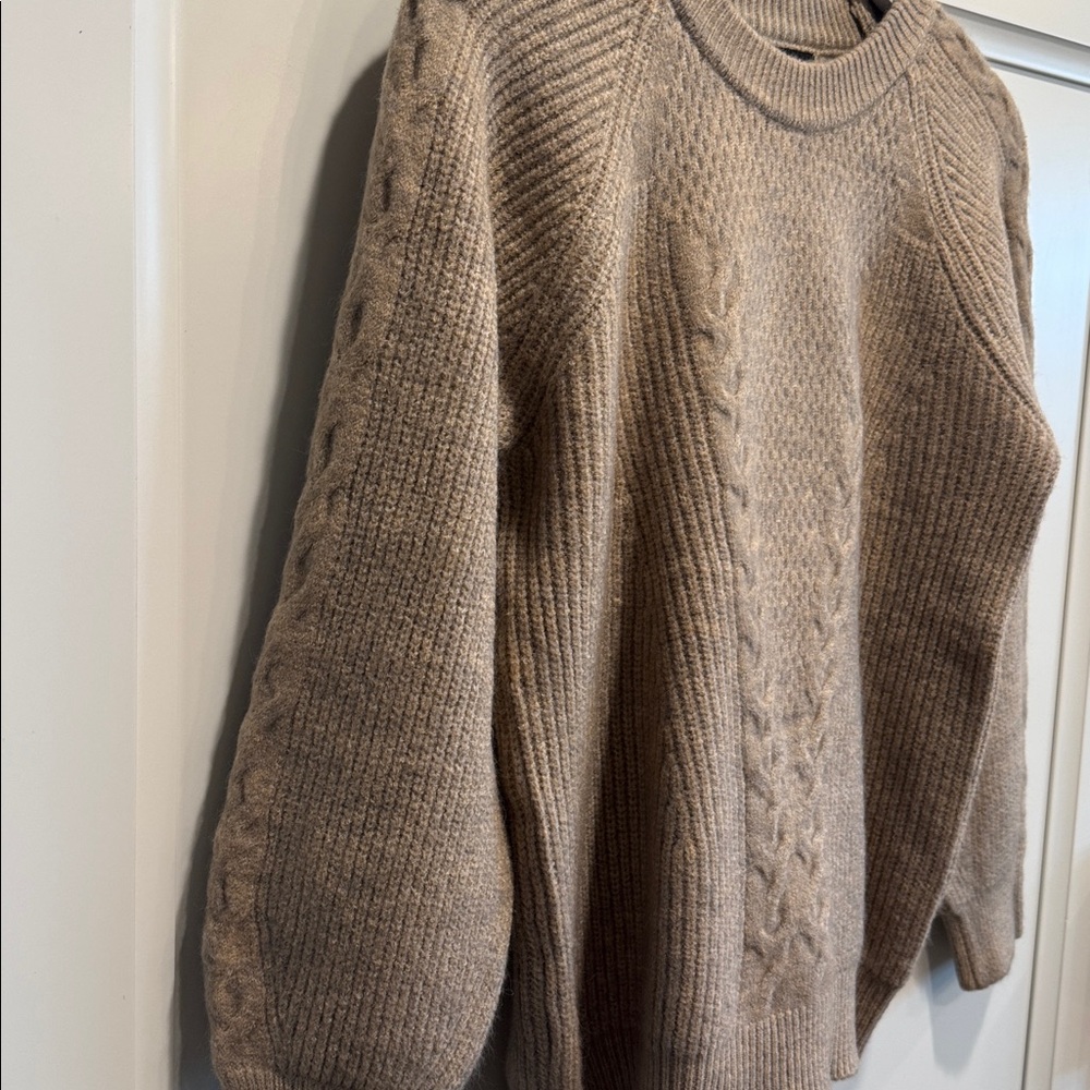 S. Christina Cashmere Sweater - Picture 4 of 6